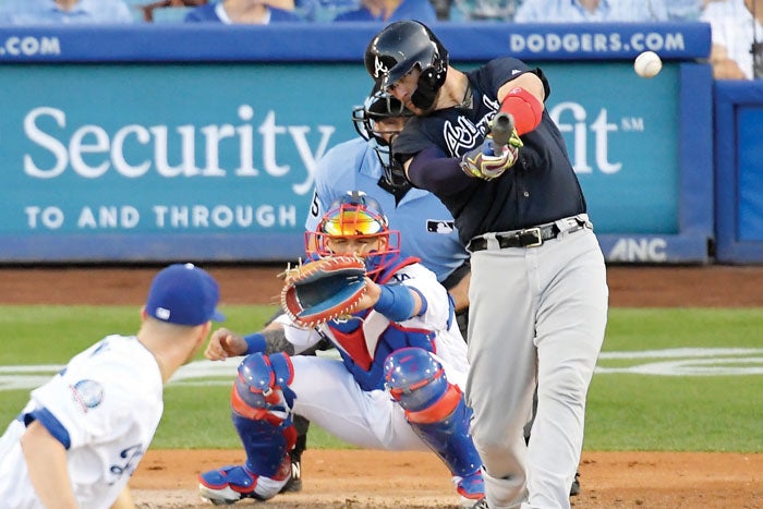 Marlins stay perfect in 1-run games, down Cubs 7-6