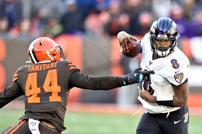 Baltimore Ravens blow by Browns for 31-15 victory to clinch AFC's