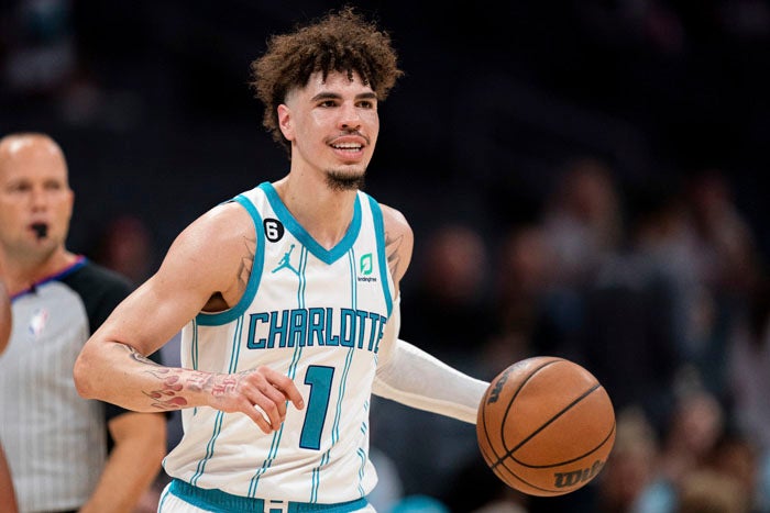 LaMelo Ball's 32 PTS not enough for Hornets to beat Raptors