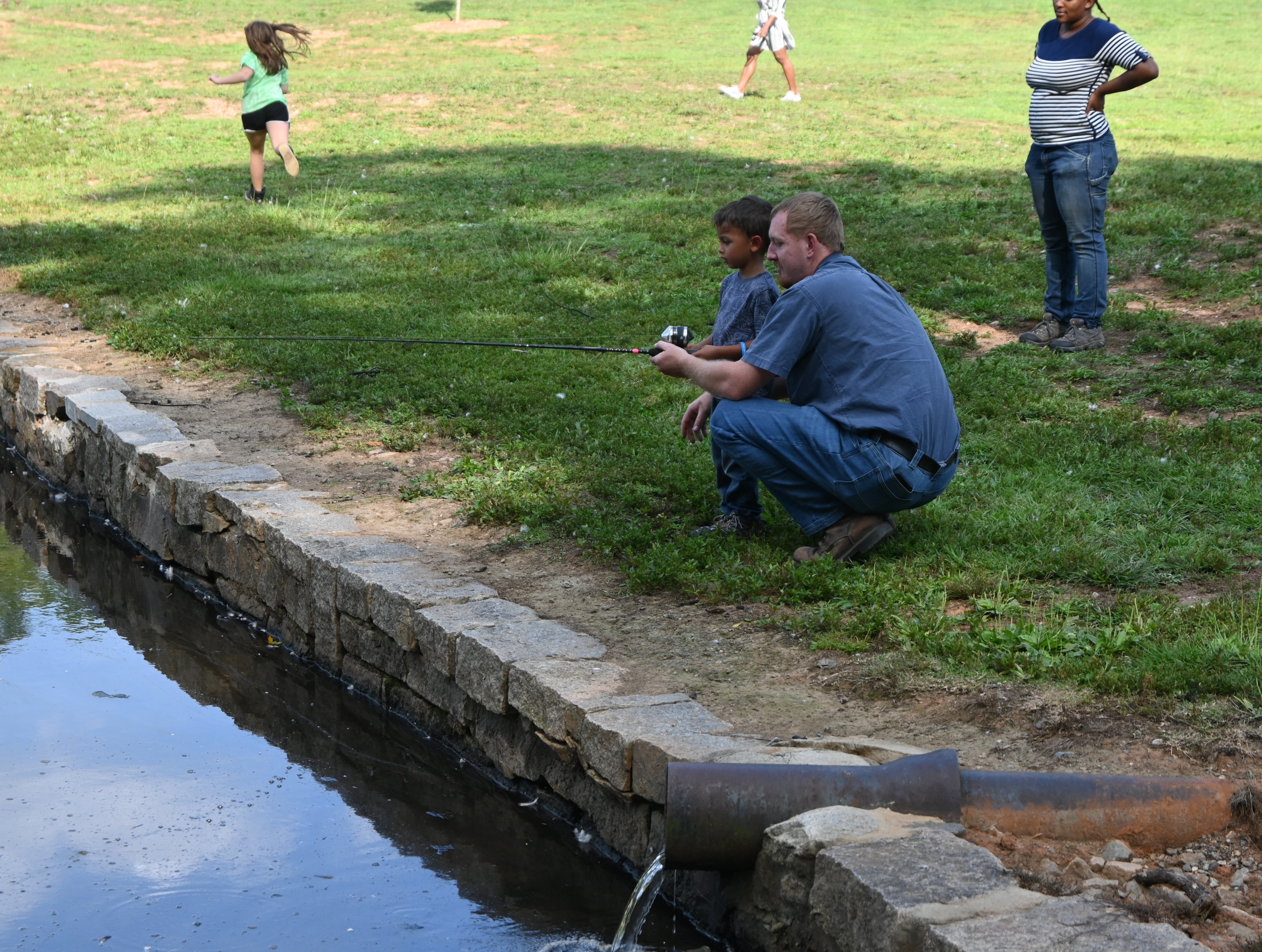 Nearly 200 kids help Feed the Fish on Big Pine Lake - Wadena Pioneer  Journal