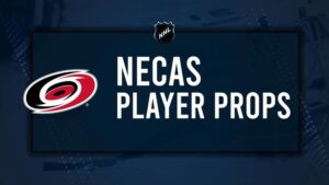 Martin Necas Player Prop Bets for the Hurricanes vs. Islanders Game - December 17